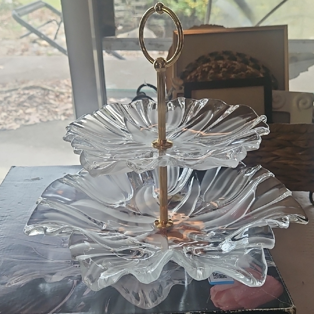 Mikasa Frosted Glass Tulip Two-Tier Serving Stand W/ Box